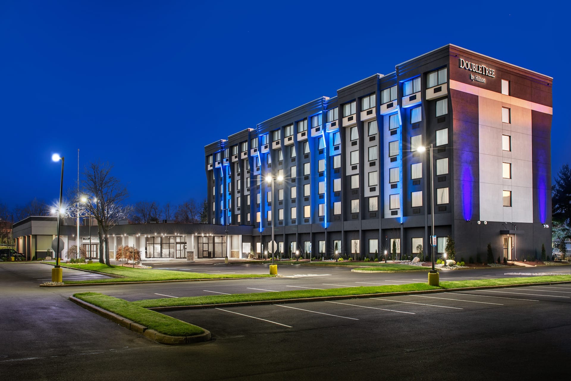 DoubleTree by Hilton Monroe Township Cranbury Hotel Rooms